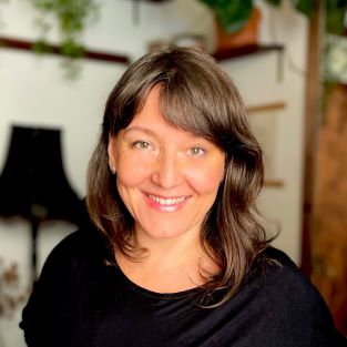 Elena Jarmila Hajná — tantrická terapeutka a lektorka